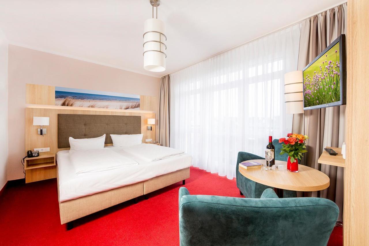 Hotel Garni Sonne Heringsdorf  Bagian luar foto