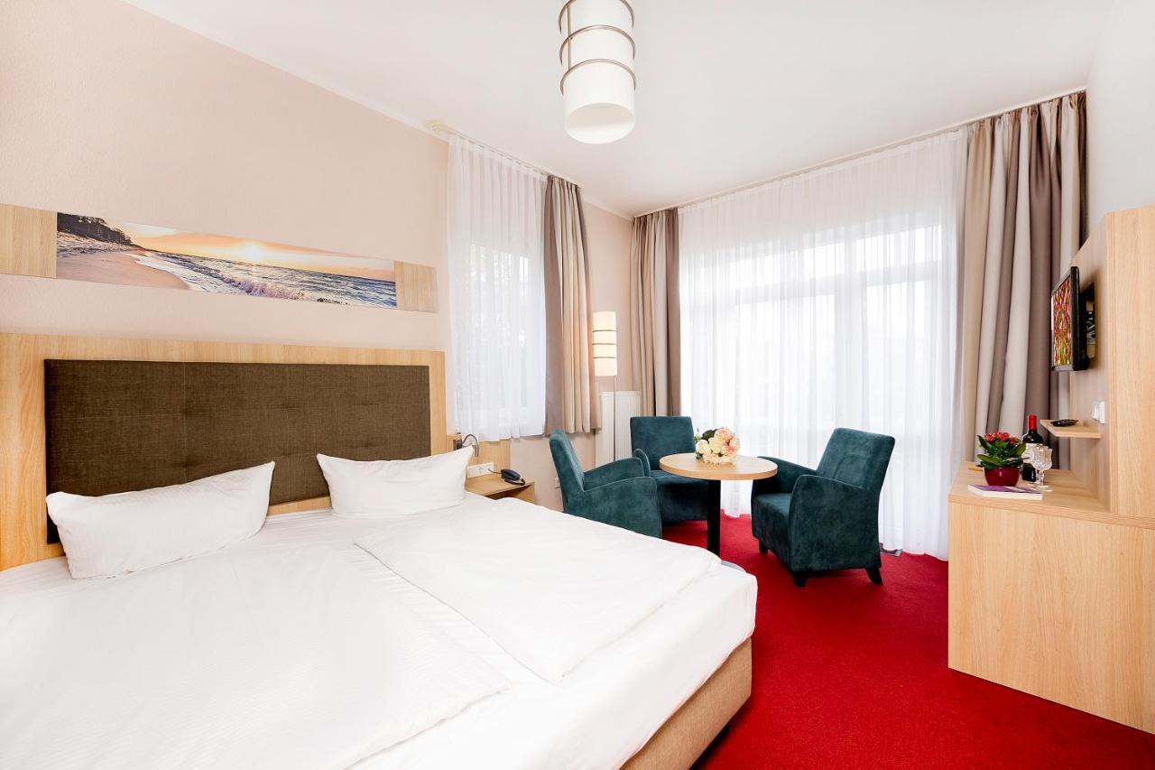 Hotel Garni Sonne Heringsdorf  Bagian luar foto