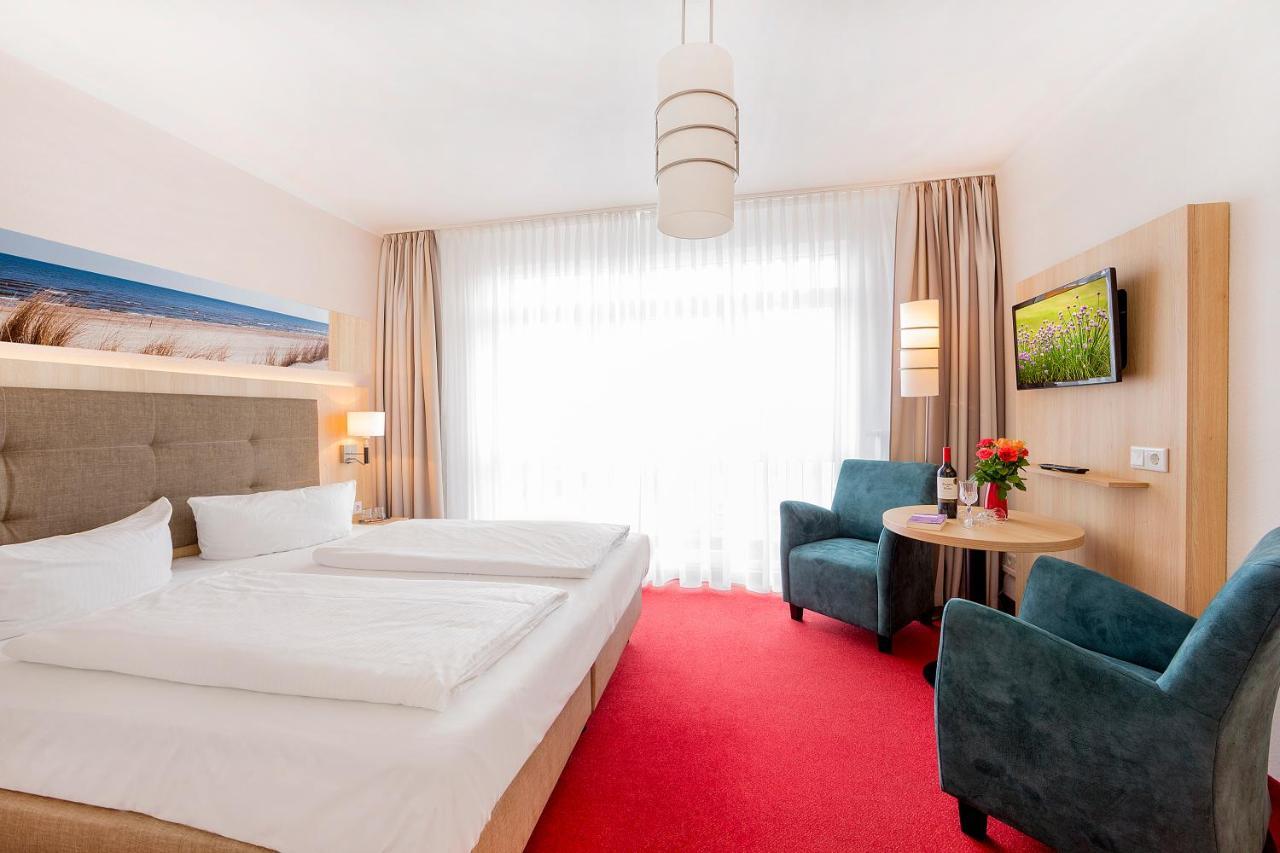 Hotel Garni Sonne Heringsdorf  Bagian luar foto
