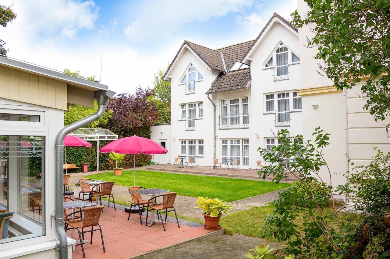 Hotel Garni Sonne Heringsdorf  Bagian luar foto